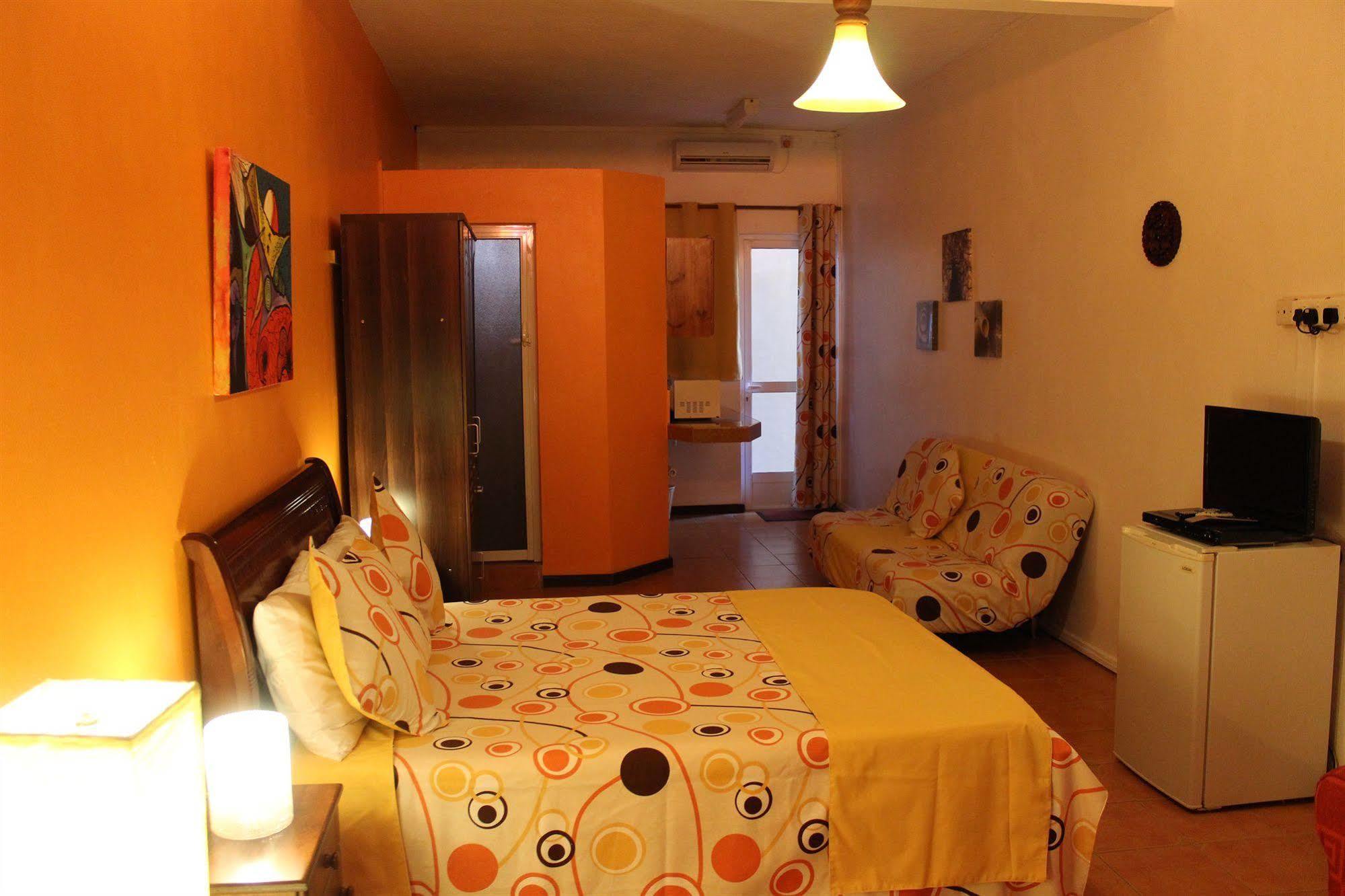L'Oiseau De L'Ocean Tourist Residence Flic-en-Flacq Екстериор снимка
